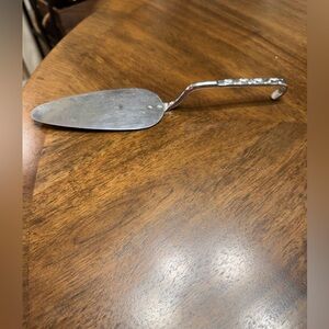 Vintage Irvin Ware Chrome USA Cake Pie Server Slicer Embossed Hook Handle